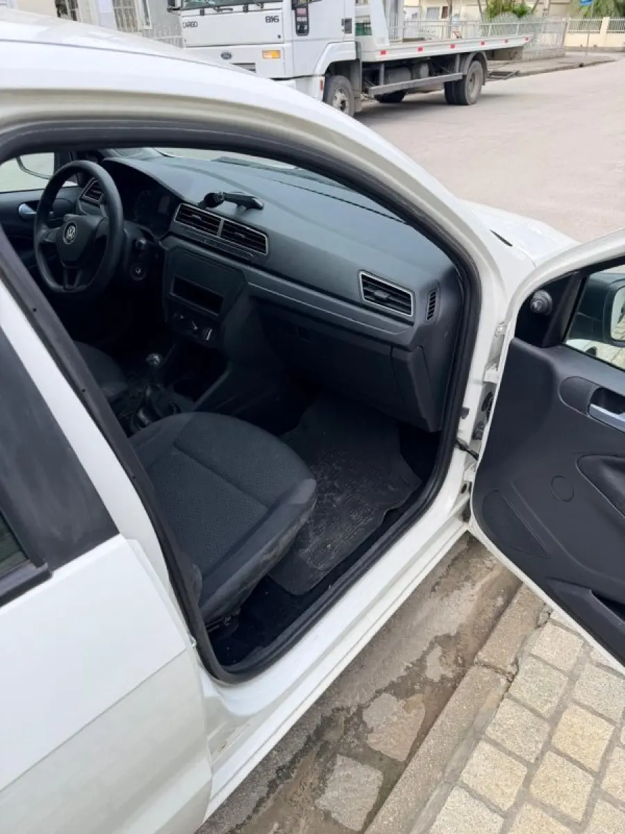 LOTE 000 - VolksWagen Gol 1.0 Flex 12V 5p, branca, fabricação/modelo 2018/2019