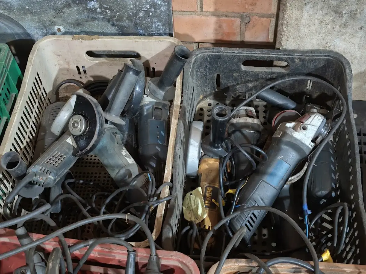LOTE 000 - EQUIPAMENTOS INDUSTRIAIS