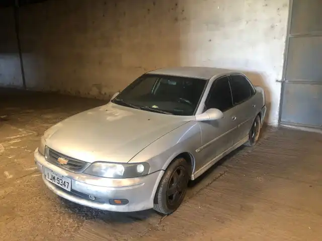 LEILÃO DE VEÍCULO GM/VECTRA CD 2000