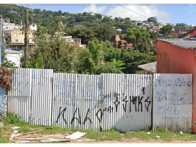 LEILÃO DE IMÓVEL NO BAIRRO SÃO JOSÉ, EM POA