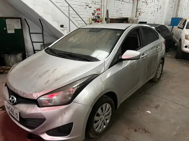 LEILÃO DE VEÍCULO HYUNDAI HB20 14/14
