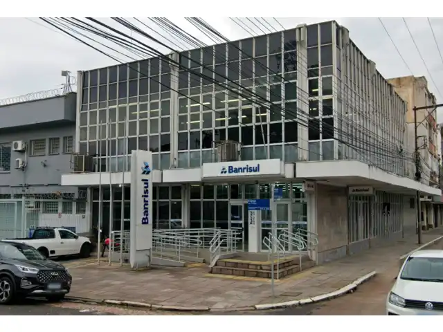 LEILÃO DE AGENCIAS DE BANCO LOCADAS - ESQUINAS PORTO ALEGRE E RIO GRANDE