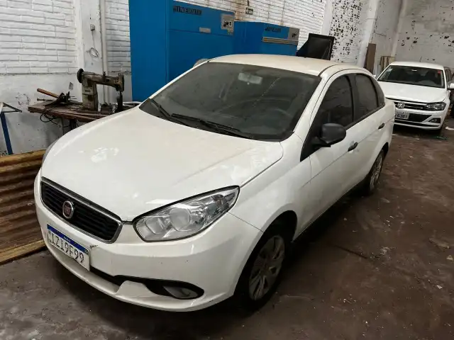 LEILÃO DE VEÍCULOS FIAT SIENA 19/19 E GM CLASSIV 11/11