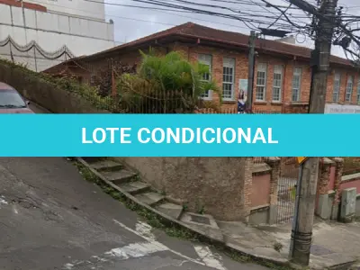 LOTE 001 - GRANDE PRÉDIO DE ESQUINA COM 1.772M2 NO BAIRRO GRANBERRY EM JUIZ DE FORA MG