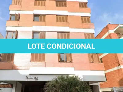 LOTE 000 - O apartamento nº 302, localizado no terceiro pavimento do Edifício Ilha do Mel,  O box nº 04, localizado no primeiro pavimento do Edifício Ilha do Mel. Aquisição originaria, livre de ônus