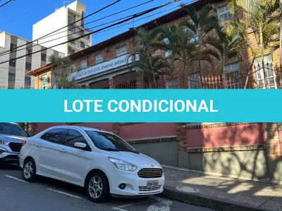 LOTE 001 - GRANDE PRÉDIO DE ESQUINA COM 1.772M2 NO BAIRRO GRANBERRY EM JUIZ DE FORA MG