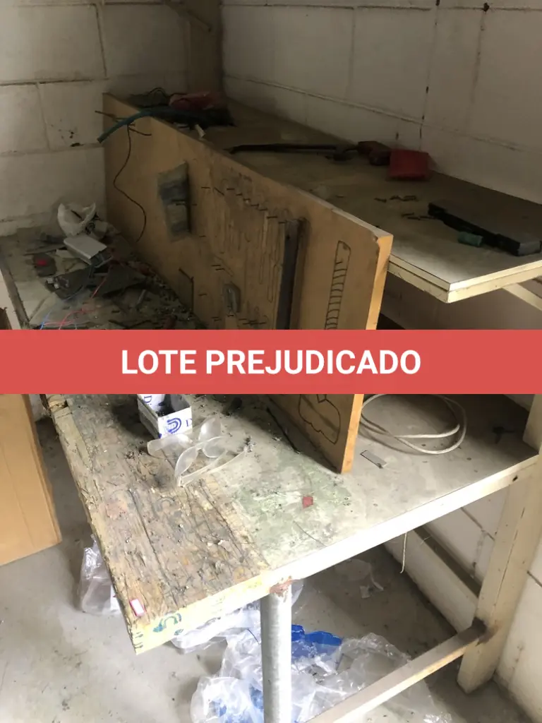 LOTE 549