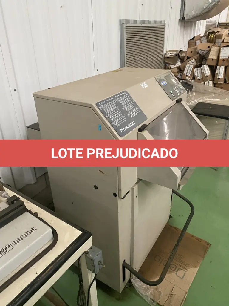 LOTE 581