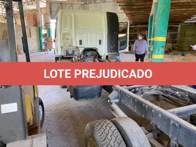 LOTE 049 - Accelo 815