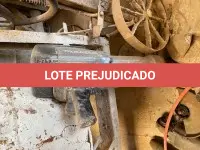 LOTE 008 - Martelo