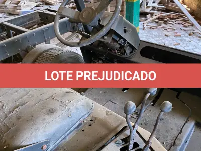 LOTE 045 - Empilhadeira
