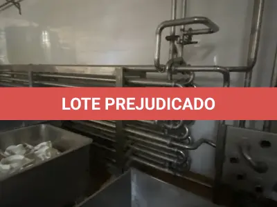 LOTE 001 - Imóvel e maquinas para laticínio