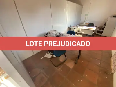 LOTE 003 - MÁQUINAS E BENS DO COMPLEXO
