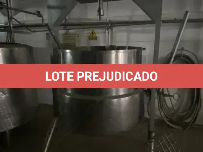 LOTE 003 - MÁQUINAS E BENS DO COMPLEXO