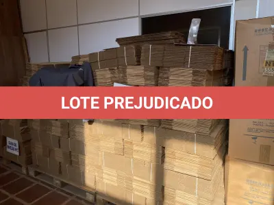 LOTE 001 - Imóvel e maquinas para laticínio