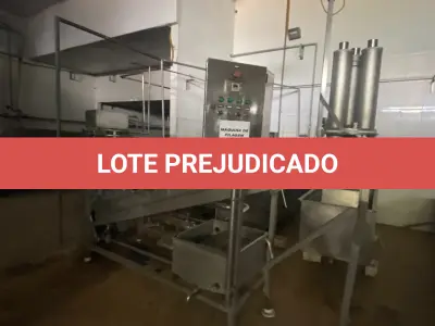 LOTE 001 - Imóvel e maquinas para laticínio