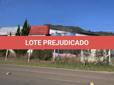 LOTE 001 - Imóvel e maquinas para laticínio