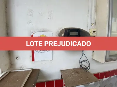 LOTE 001 - Imóvel e maquinas para laticínio