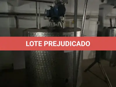 LOTE 003 - MÁQUINAS E BENS DO COMPLEXO