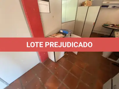 LOTE 001 - Imóvel e maquinas para laticínio