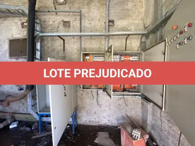 LOTE 003 - MÁQUINAS E BENS DO COMPLEXO