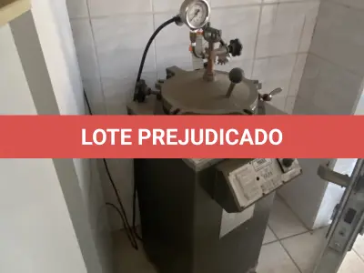 LOTE 001 - Imóvel e maquinas para laticínio