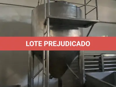 LOTE 001 - Imóvel e maquinas para laticínio