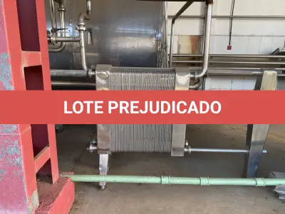 LOTE 003 - MÁQUINAS E BENS DO COMPLEXO