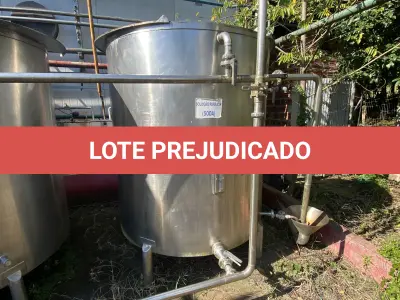 LOTE 001 - Imóvel e maquinas para laticínio