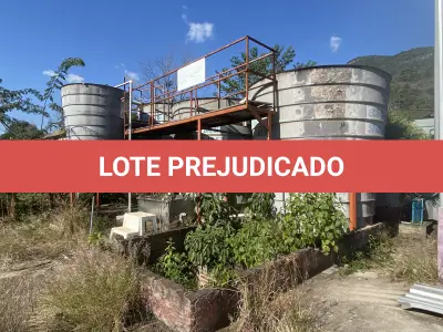 LOTE 001 - Imóvel e maquinas para laticínio