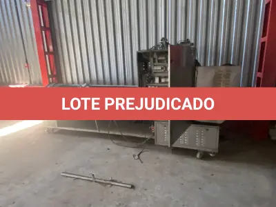 LOTE 003 - MÁQUINAS E BENS DO COMPLEXO