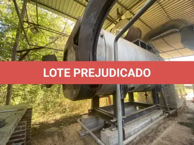 LOTE 001 - Imóvel e maquinas para laticínio