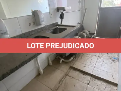 LOTE 001 - Imóvel e maquinas para laticínio