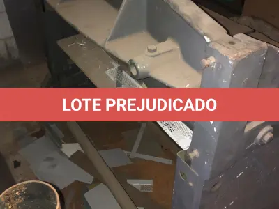 LOTE 538 - Cortadeira de chapa Newton