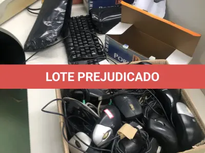 LOTE 278 - 5 cpus, roteador, monitor, lote de fios e carregadores, dvd, aquecedor de folhas, mouses, teclados, fontes  