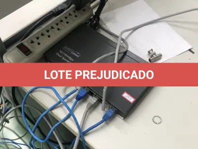 LOTE 285 - Roteador, equipamento de teste Acterna, cpu, fios, aparelhos de solda 