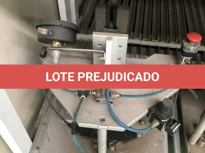 LOTE 499 - Prensa 