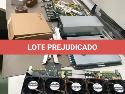 LOTE 372 - Equipamentos de teste, placas, cabos, roteadores 