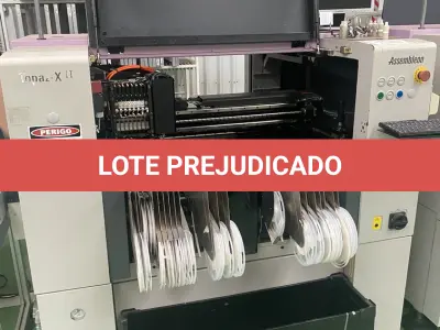 LOTE 574 - maquina Pick place Topaz X II Assembleon tipo PA131401 ano 2004