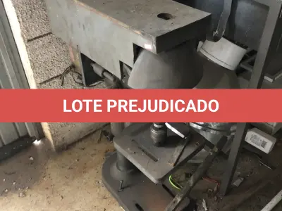 LOTE 515 - Furadeira de bancada 