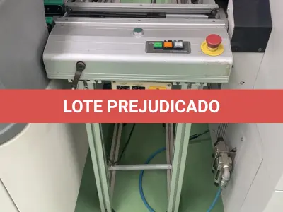 LOTE 573 - uma esteira conversora de trasnporte