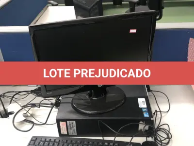LOTE 151 - Cpu, monitor, teclado e mouse 