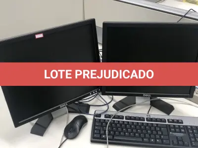 LOTE 312 - 2 monitores, teclado e mouse, roteadores, antena , monitor, cpu, monitor 