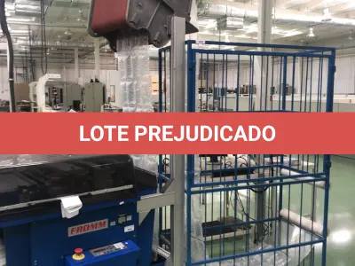 LOTE 460 - Maquina de enchimento de ar plastico Fromm AP 503