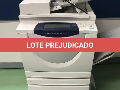 LOTE 112 - Maquina compiadora Xerox 