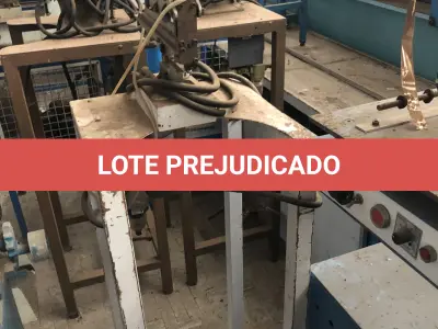 LOTE 041 - grampeadeira