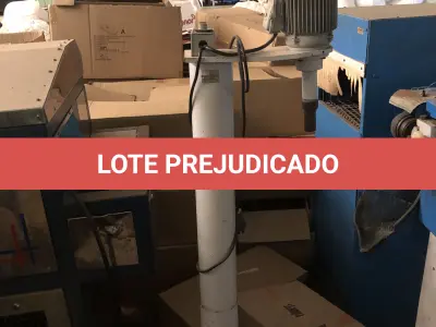 LOTE 162 - lixadeira boneca