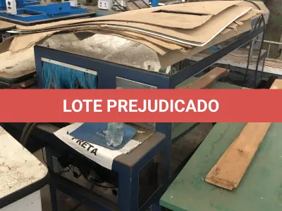LOTE 036 - forno conformador Gelado