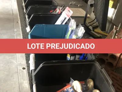 LOTE 046 - Lote de caixa com durepox, grafite em pó, adesivo para juntas, fixa a vácuo, 