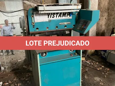 LOTE 086 - dobradeira Vistamp 825 CNO